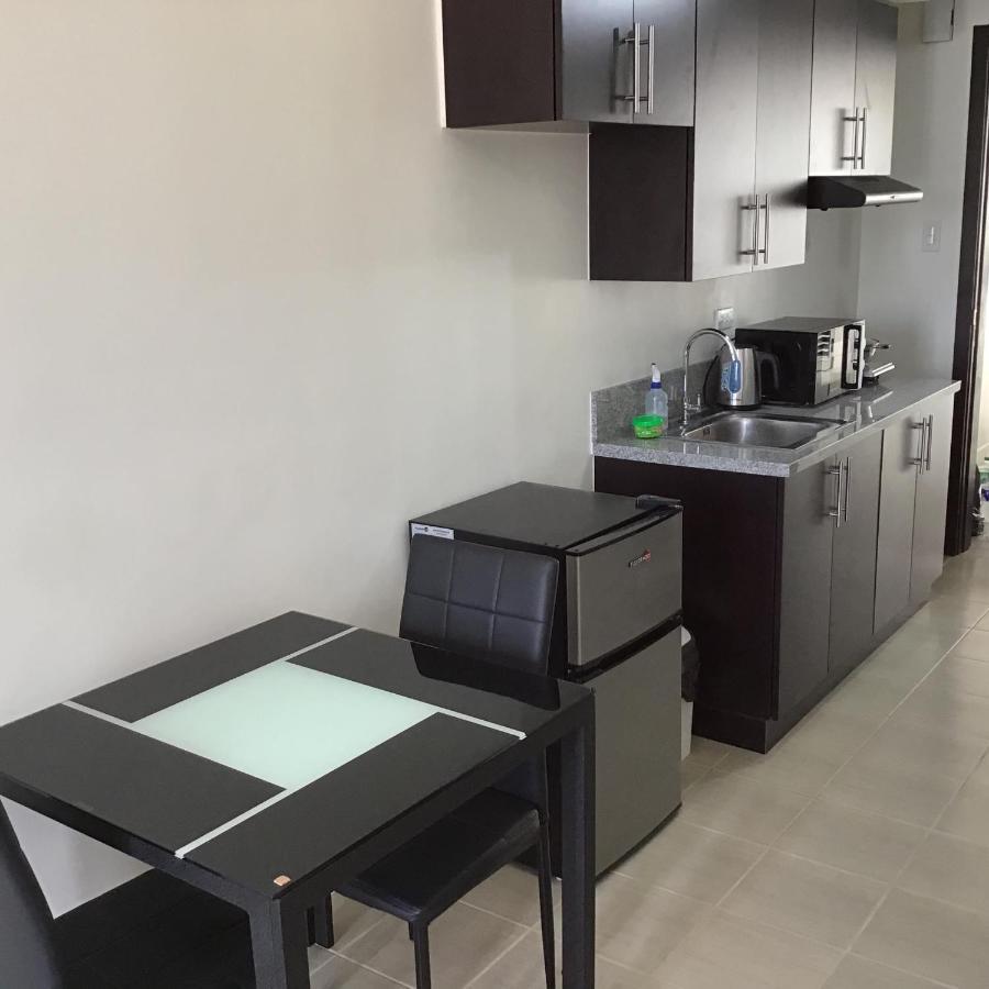 Studio Condominium - Short And Long Term Staycation مانيلا المظهر الخارجي الصورة